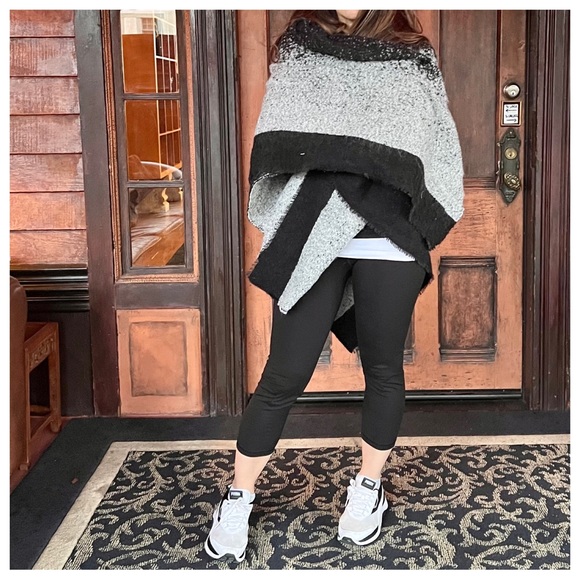 ShopEvelynne Sweaters - #37 Warm and Cozy Oversized Blanket Shawl